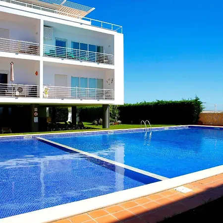 Lindo, Formosa Village